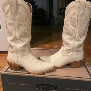 Tecovas Cream Heeled Boots
